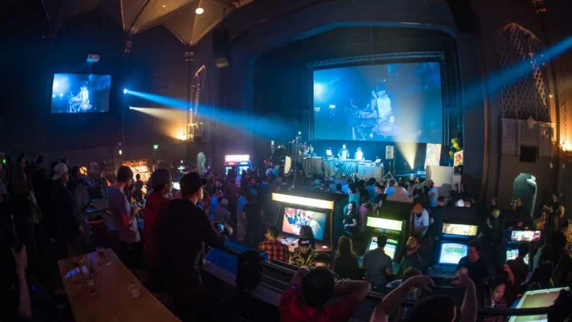Full Stage
