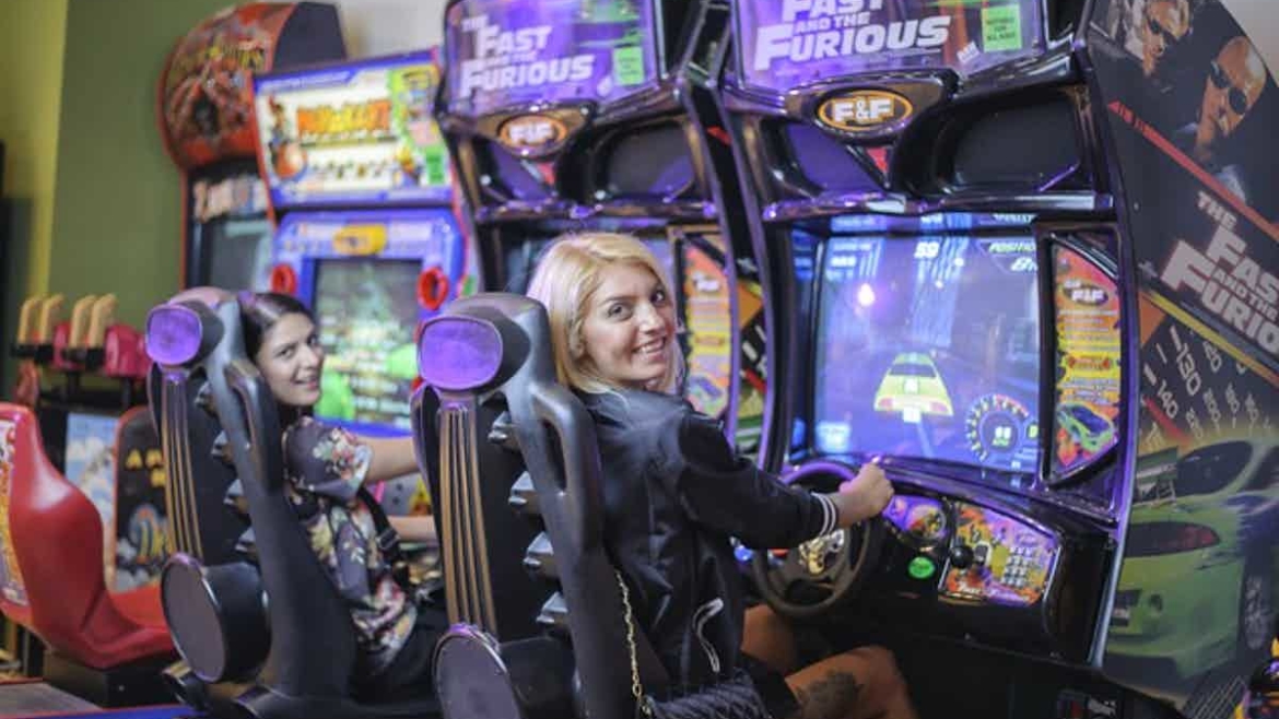 Why Arcade Bars Are Excellent Spots for Adult Birthday Parties