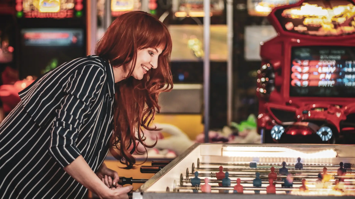 How to Host the Ultimate Corporate Event at a Bar Arcade: Break Free From the Boring Banquet Hall